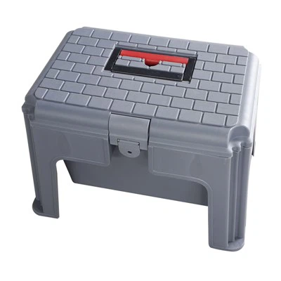 Esistono box per la toelettatura dei cavalli dotati di illuminazione integrata?